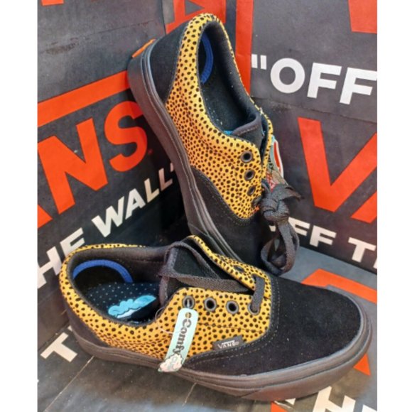 Vans Comfycush Era Tiny Cheetah Black Suede Shoes Mens 4/Women's 5.5 VN0A3WM9VWS - Picture 1 of 12